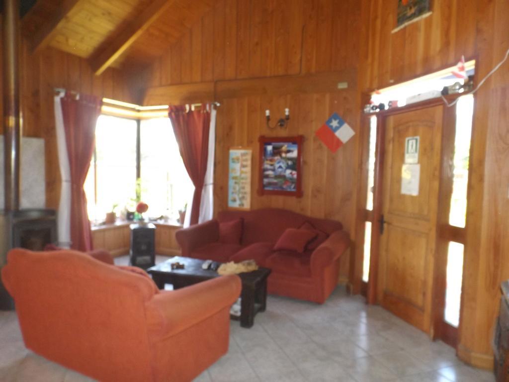 Hostal El Nogal Pucon Exterior photo